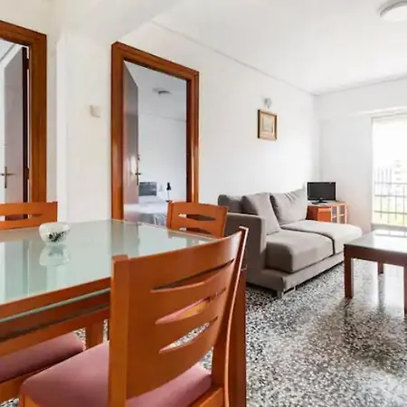 Private In Shared Workstay *