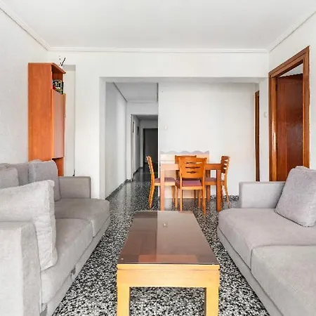 Séjour chez l'habitant Private In Shared Workstay *