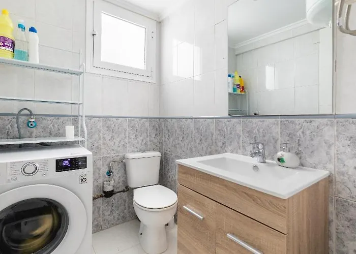 Private In Shared Workstay